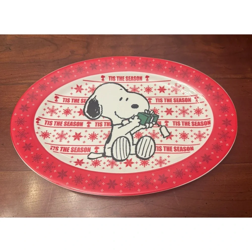 Tis The Season Peanuts Snoopy Christmas Holiday Red & White Oval 12